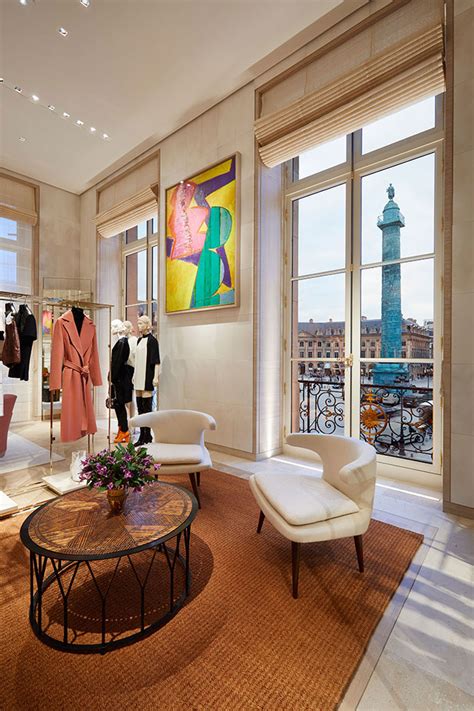 louis vuitton place vendome holiday 2020|louis vuitton house interior.